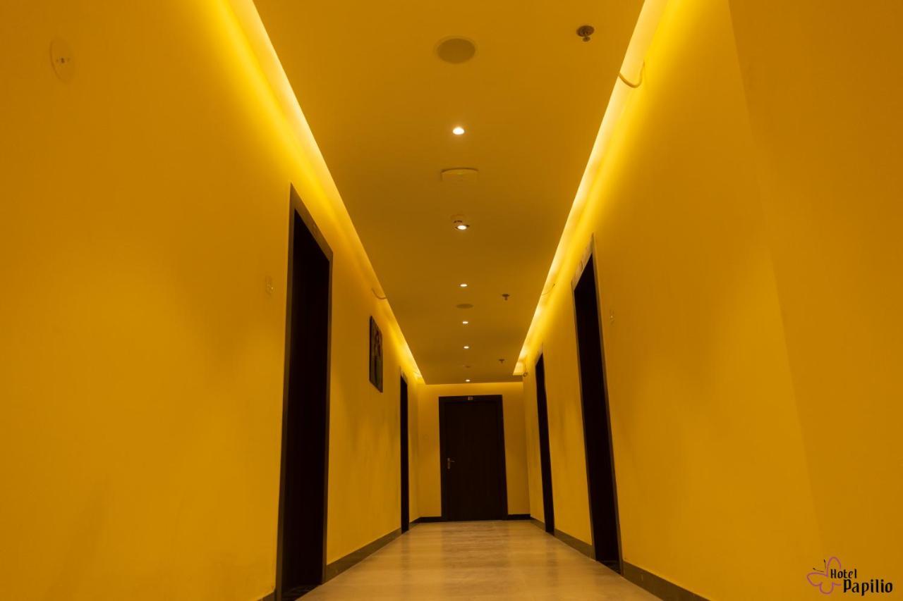 Hotel Papilio Māldah エクステリア 写真