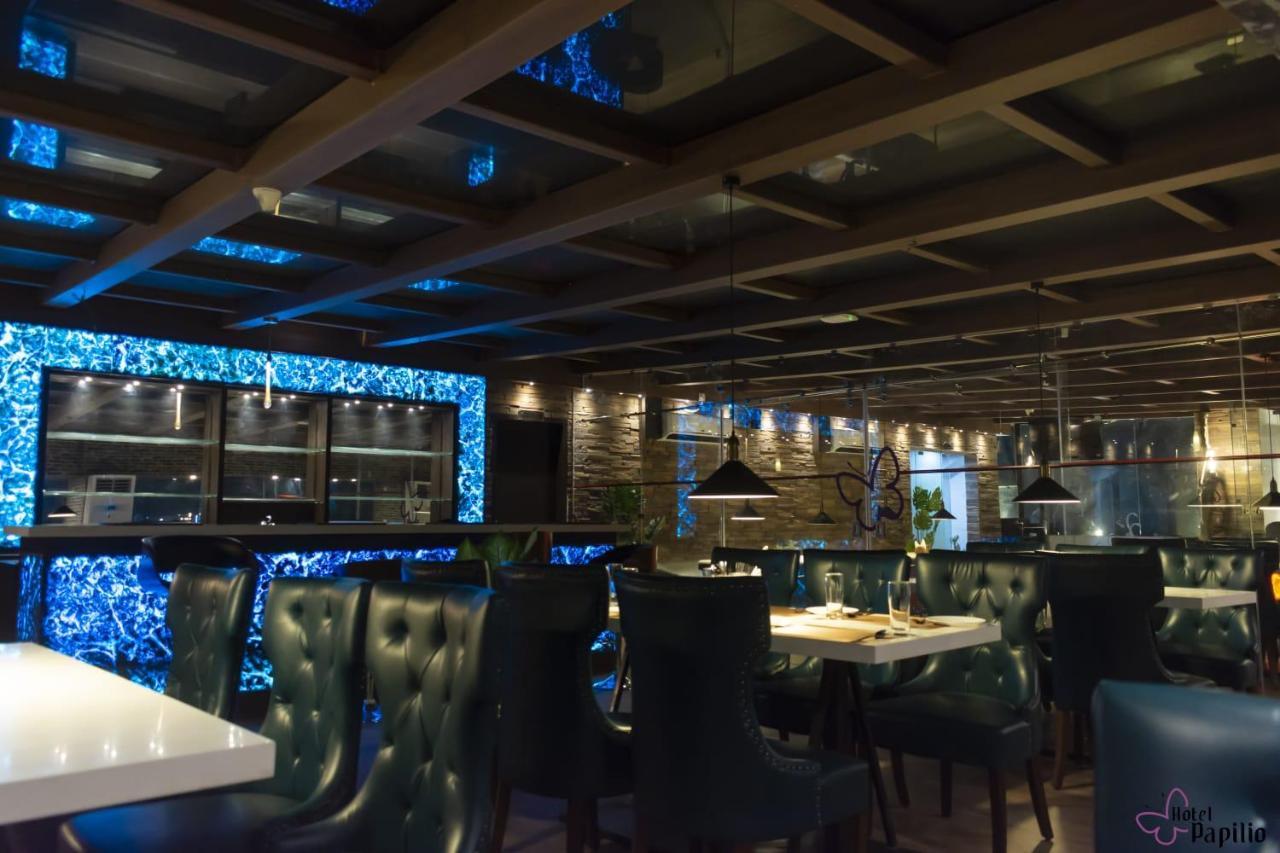 Hotel Papilio Māldah エクステリア 写真