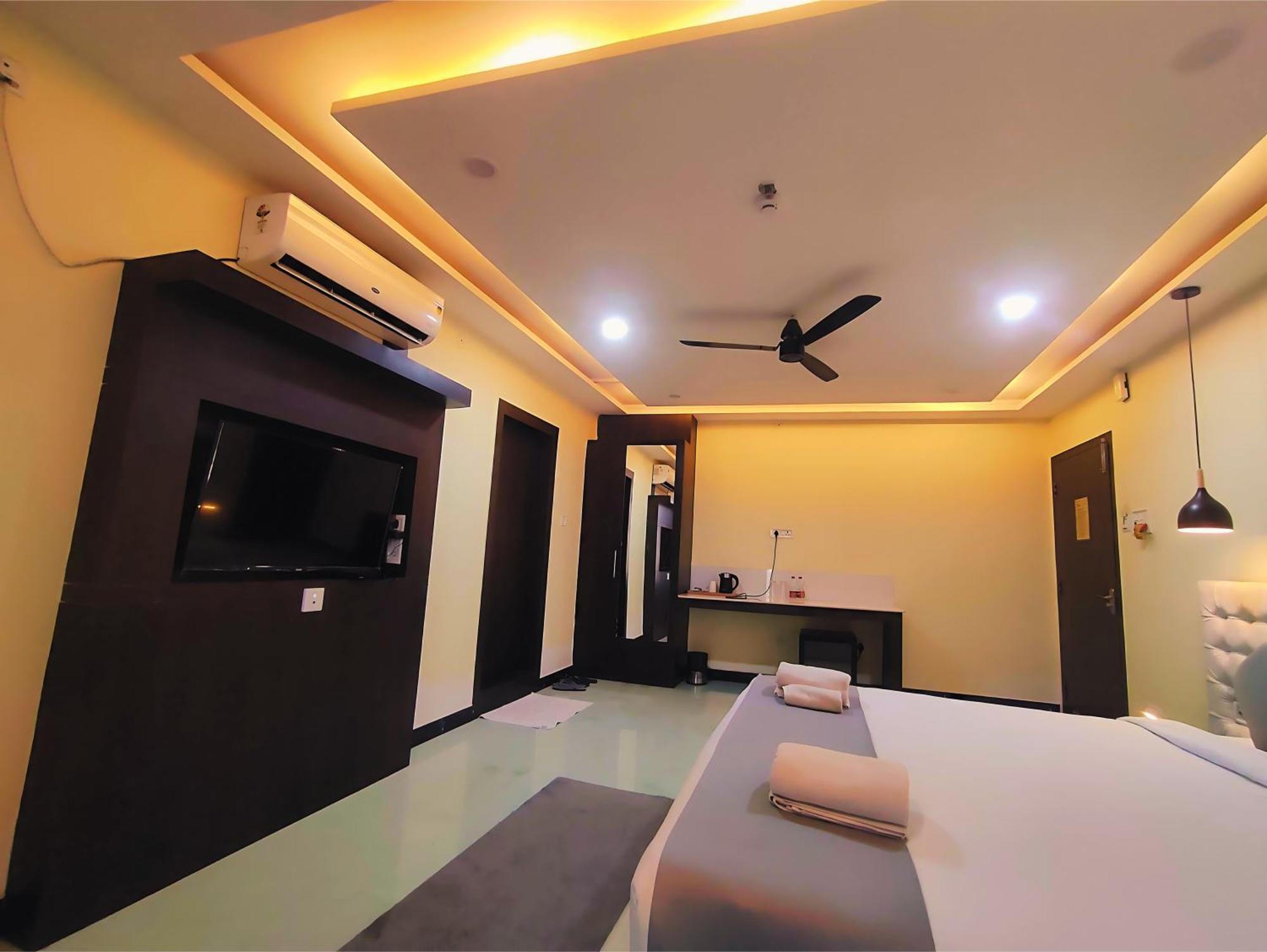 Hotel Papilio Māldah エクステリア 写真